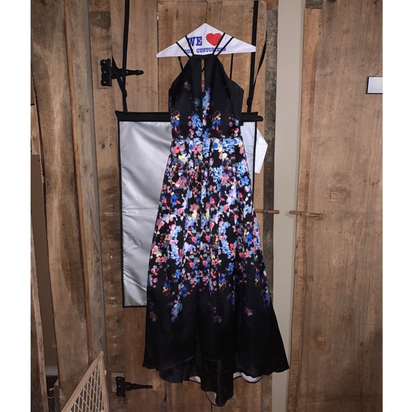 Prom Dress - Picture 1 of 4